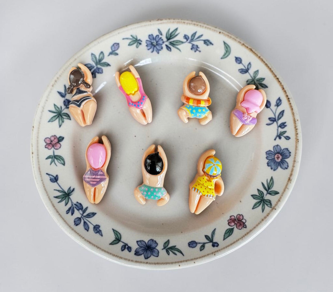 Cute Miniature 2cm Resin Acrylic Little Swimmers Fridge Magnets (Set of 7)