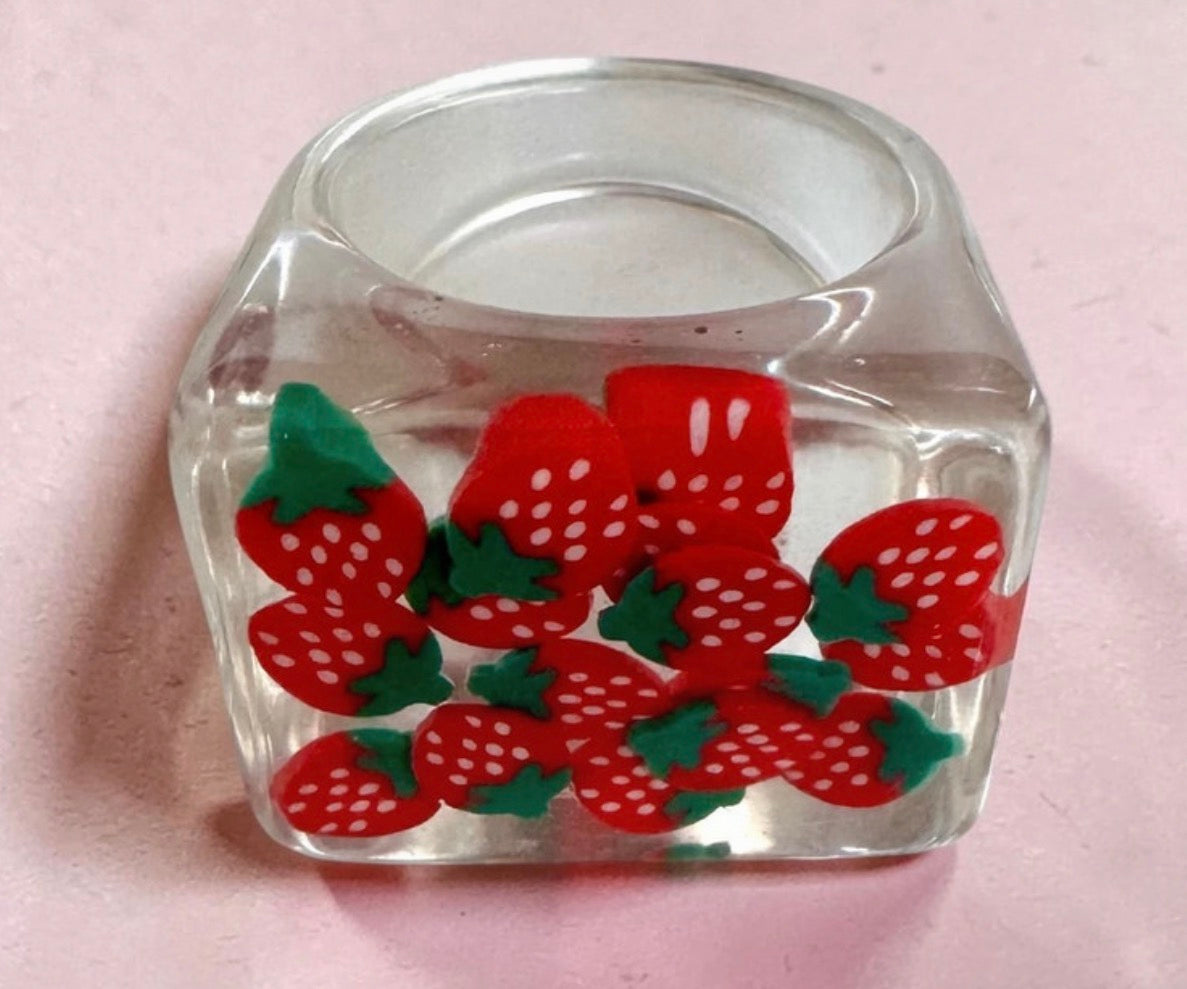 Chunky Strawberry Acrylic Resin Costume Ring Size 1.7cm/17.7mm
